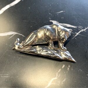 SOLD!!Vintage silver tone panther pin